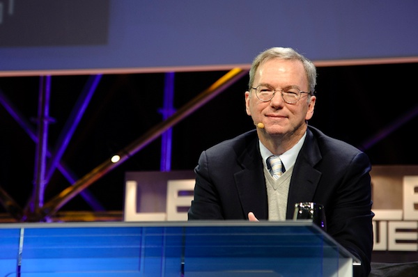 El presidente ejecutivo de Google, Eric Schmidt, viaja a Cuba para promover un acceso libre a Internet