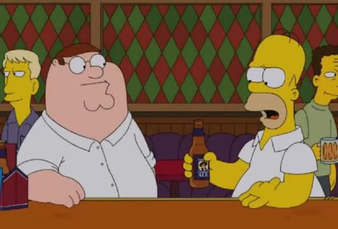 Los_Simpson-Family_Guy-The_Simpsons_Guy-Comic_Con_MILIMA20140727_0174_11