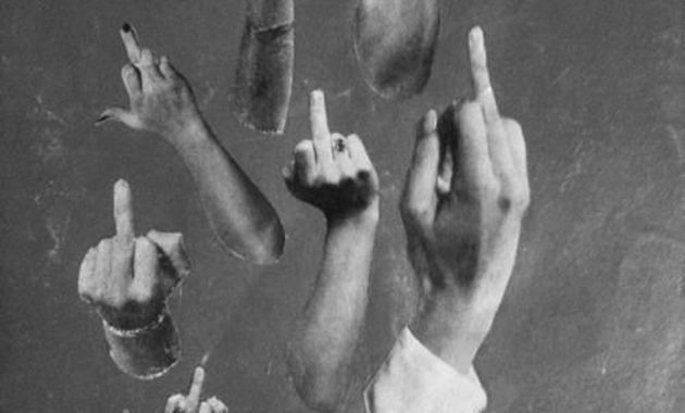 Conoce la historia del dedo del medio como gesto obsceno