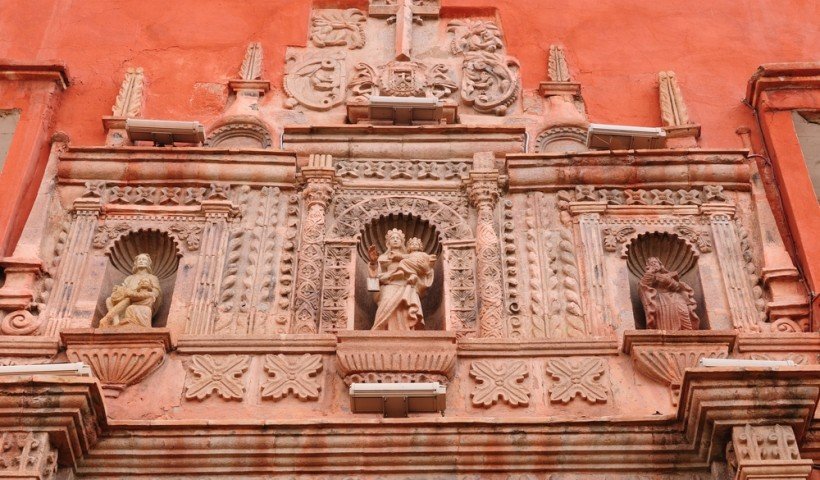 820x480xPotosi-Bolivia-820x480.jpg.pagespeed.ic.qgEx-evbxDfLwyd_CkXc