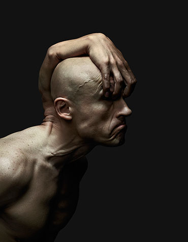 Ô les Mains - Manos Brotando del Cuerpo