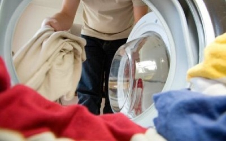 ¿Lavar la ropa sin agua?