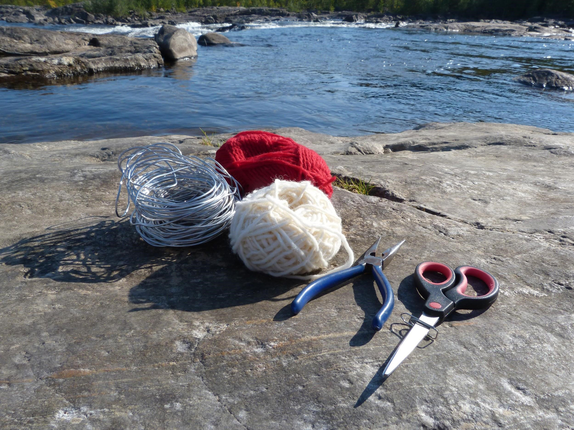 UNRAVEL te invita a crear tu propio Yarny