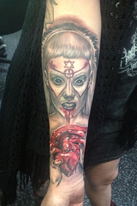 O esta otra por Ryan Dickson. ¿Cuál prefieres?